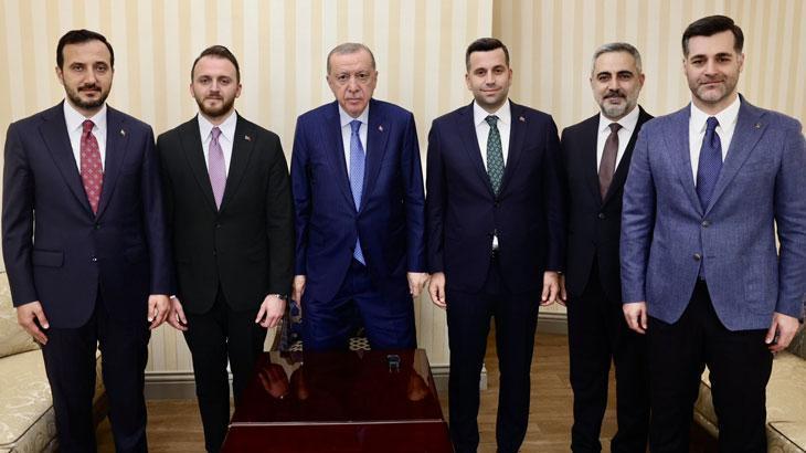 Cumhurbaşkanı Erdoğan, Üsküdar ve Ataşehir Belediye Başkan Vekilleri’ni kabul etti