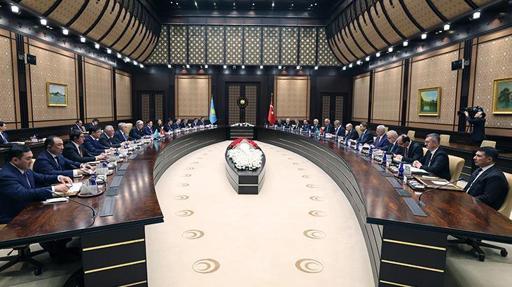 Erdoğan ve Tokayev heyetler arası görüşmeye başkanlık etti
