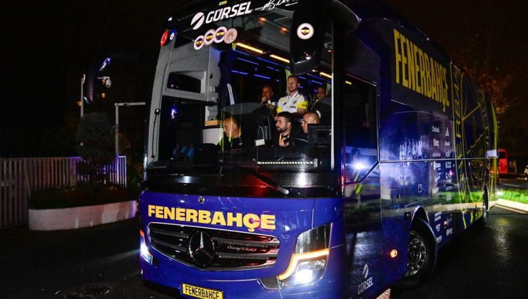 Fenerbahçe otobüsü tesislere döndü! Görenler şaşırdı