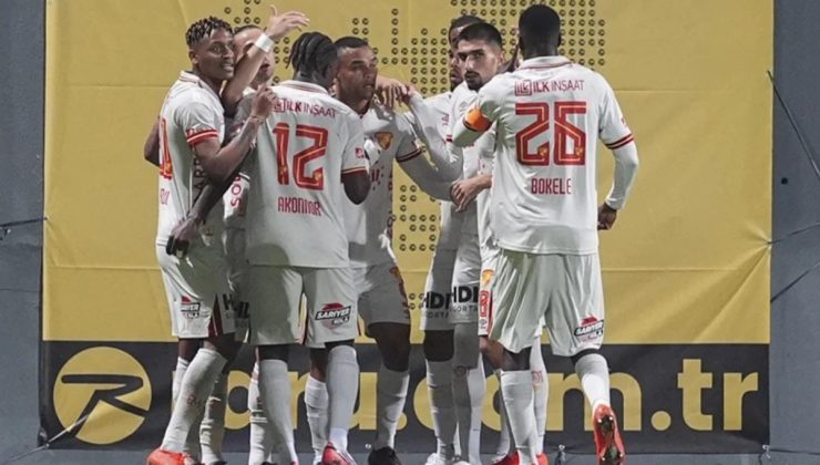 Göztepe’den Eyüpspor’a gol yağmuru! Henrique şov yaptı