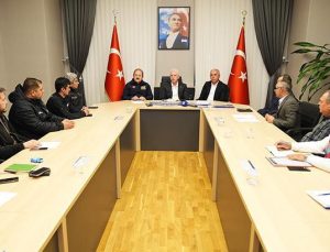 İstanbul Valisi Gül, Şile’de acil afet koordinasyon ekibiyle bir araya geldi