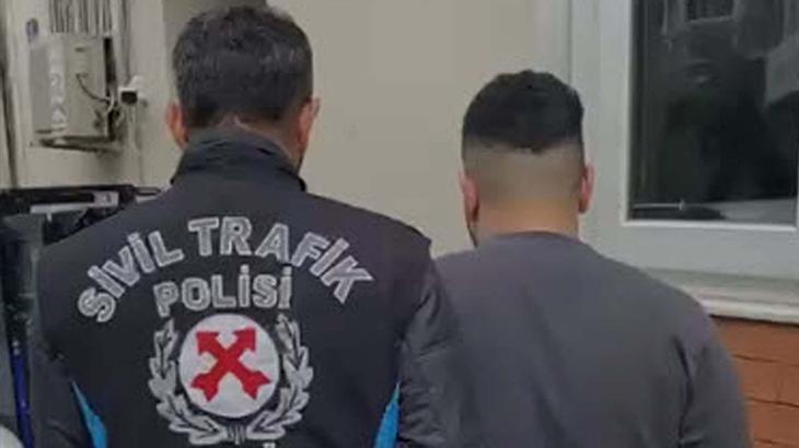 İzmir’de trafiği tehlikeye düşüren sürücü ve yolcuya 366 bin TL ceza