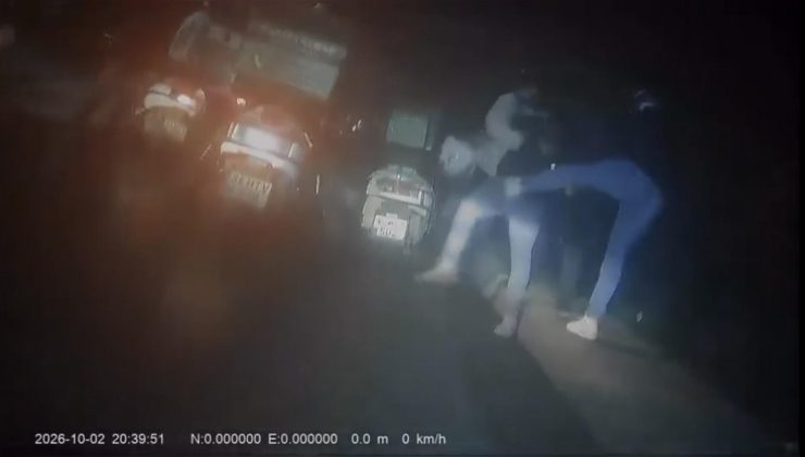 Sarıyer’de motokuryenin yolu kesildi! Tekme ve yumruklarla darbedip başına kaskla vurdular