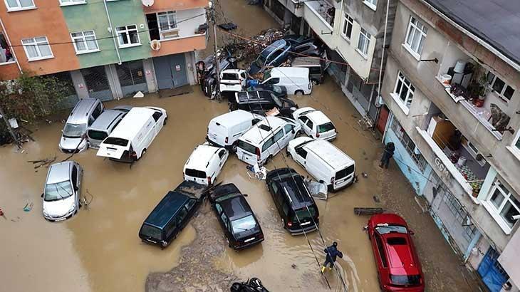 Savaş alanı gibi! Selin vurduğu İstanbul’da hasar, gün ağarınca ortaya çıktı