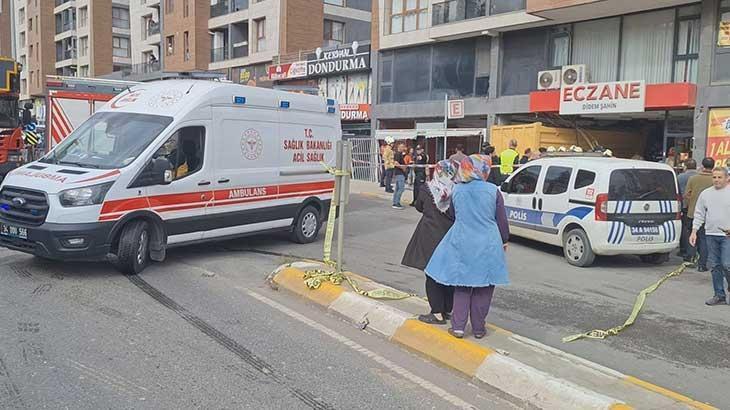 Son dakika.. Pendik’te hafriyat kamyonu eczaneye daldı! Yaralılar var