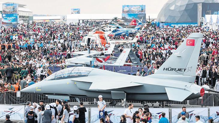 TEKNOFEST coşkusu: Aileler akın akın geldi