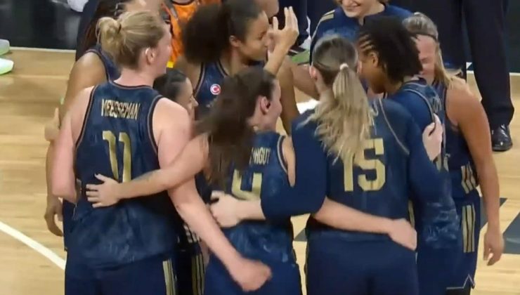 TRT yorumcusu canlı yayında ağzından kaçırdı! Fener taraftarı delirdi