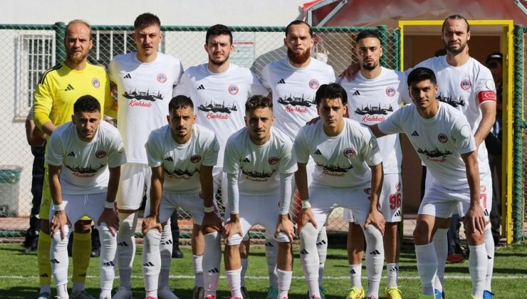 Türkiye’de ilginç olay! Berabere kalan futbolcularına 71 bin lira ceza kestiler