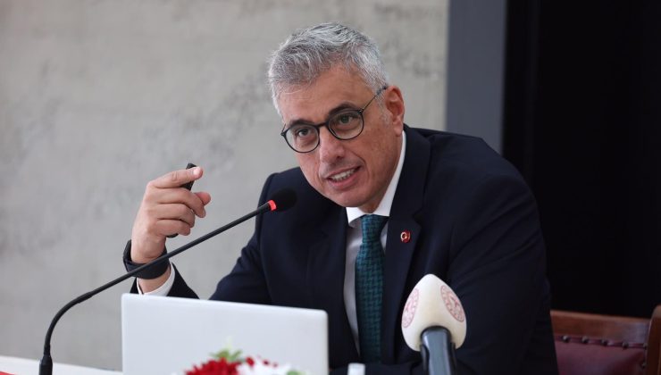 Türkiye’de 13-17 yaş arasındaki gençlerin yüzde 30’u sigara kullanıyor