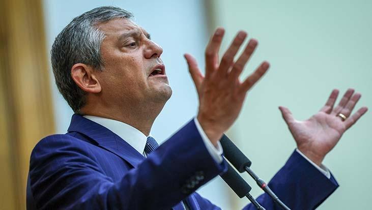 Yeni Parti Genel Başkanı Özgür Özel’den Cemil Tugay tepkisi: ‘İçim yanıyor, içim’