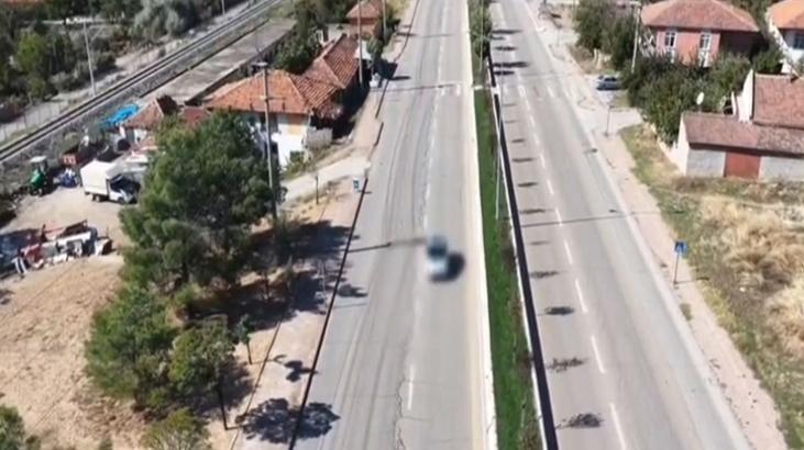 Yolcuyla yer değiştirdi cezadan kaçamadı